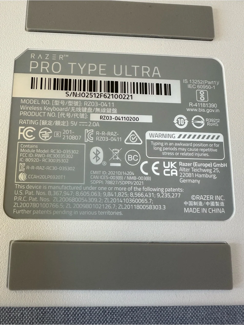 RAZER Pro Type Ultra Wireless Keyboard / White